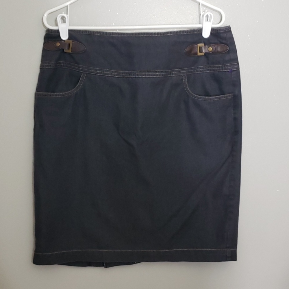 Denim skirt